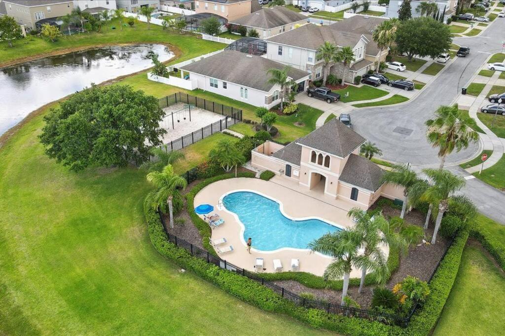 Long Stays! Lakefront - Gated Pool Home Orlando Dış mekan fotoğraf